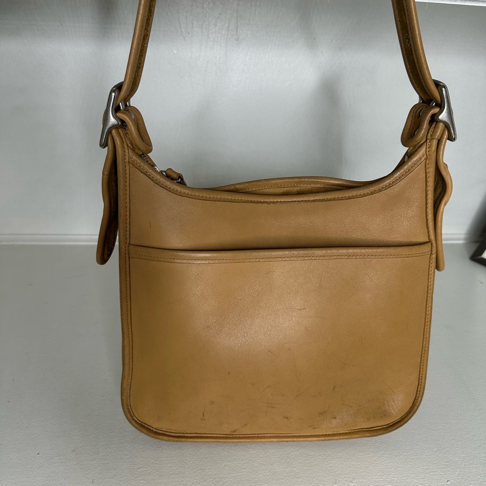 **SOLD**Vintage Coach 9966 Legacy Zip Camel Tan and Silver Nickel Hardware - Picture 12 of 16